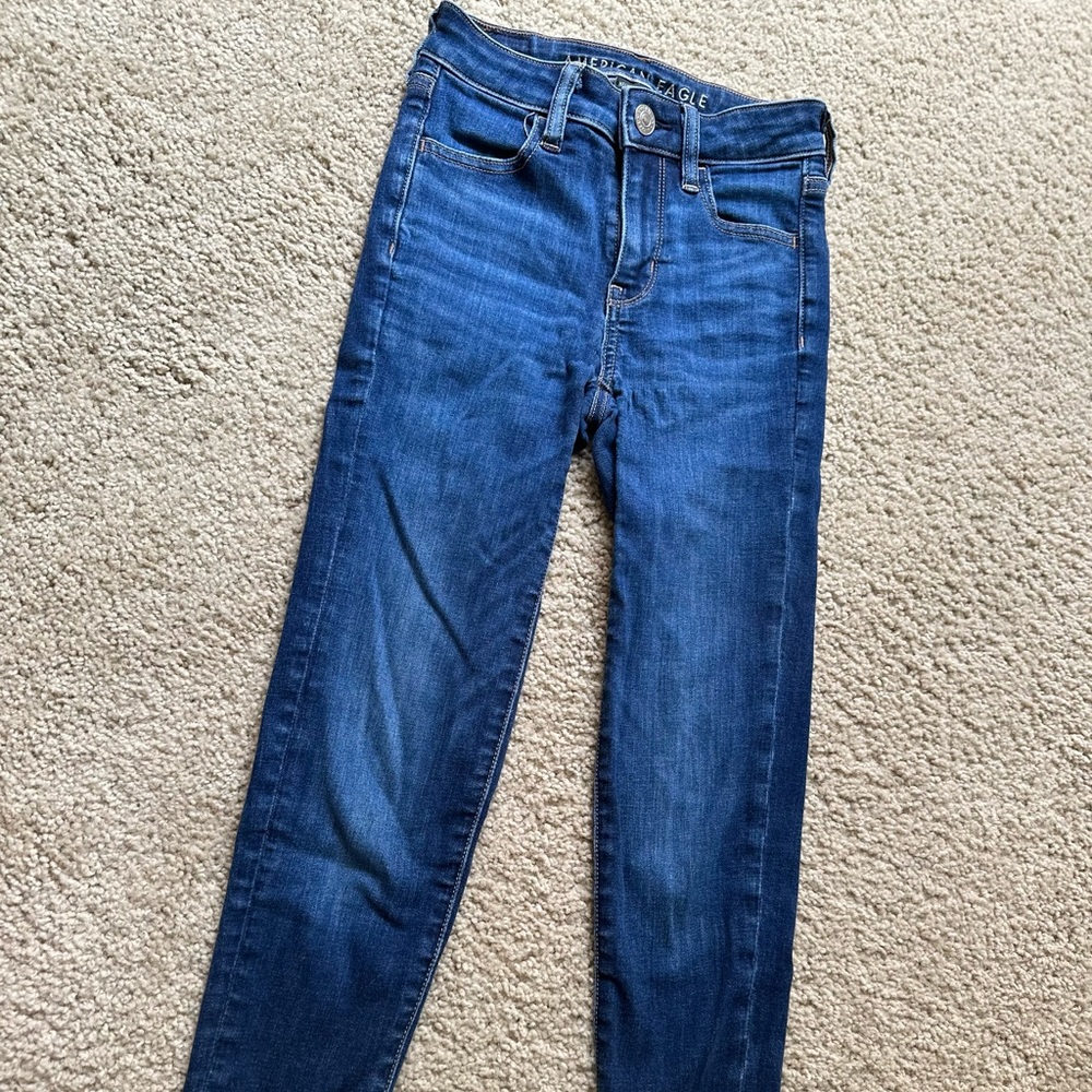Women’s American Eagle jeans